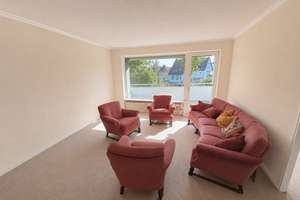 Helle 2-Zimmer-Wohnung mit Loggia in Kirchditmold