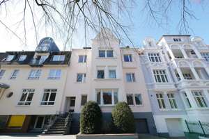 Großzügiges Wohnen in der begehrten Südstadt – Altbauflair trifft modernen Wohnkomfort