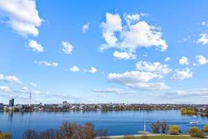Einmalige Gründerzeit-Stadtvilla – kernsaniert, barrierefrei & direkt an der Alster – Die vollständige Adresse der Immobilie erhältst du vom Anbieter., 22087 Hohenfelde, Hamburg – Vorschaubild 3