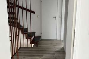 Reihenhaus sonnige Feldrandlage mit Terrasse Balkon 4,5 Zi. 138m² in Frankfurt a. M. Nieder-Eschbach – 60437 Nieder-Eschbach, Frankfurt am Main – Vorschaubild 16