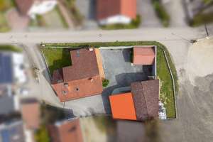 Vielseitig! Gepflegtes, älteres Einfamilienhaus mit viel Platz – Die vollständige Adresse der Immobilie erhältst du vom Anbieter., 84072 Au in der Hallertau – Vorschaubild 3