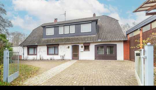 Bild von Zwei großzügige Einfamilienhäuser auf weitläufigem Grundstück – vielseitig nutzbar