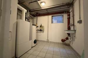 Wiesbaden Sonnenberg, Best Location, friendly and bright house, freundliches und helles EFH /RMH – Die vollständige Adresse der Immobilie erhältst du vom Anbieter., 65191 Sonnenberg, Wiesbaden – Vorschaubild 19