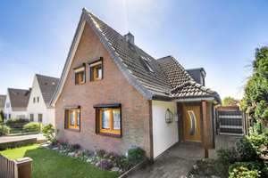 Zum Einzug bereit: Einfamilienhaus mit Garage in familienfreundlicher Lage von Lüssum-Bockhorn – Die vollständige Adresse der Immobilie erhältst du vom Anbieter., 28779 Lüssum-Bockhorn, Bremen – Vorschaubild 1