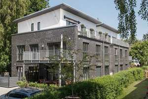 Großzügige und lichtdurchflutete Wohnung in Wandsbek 