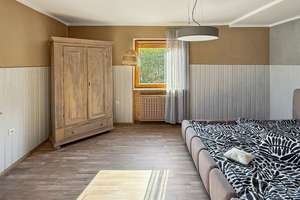 Charmante Doppelhaushälfte in bester Lage von Heidingsfeld – Garten, Balkon & Fernblick – Die vollständige Adresse der Immobilie erhältst du vom Anbieter., 97084 Heidingsfeld, Würzburg – Vorschaubild 2