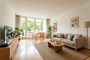 Gelegenheit nahe Botanischem Garten! Gut geschnittene 3-Zimmer-Wohnung mit großem Balkon und Blick  – Die vollständige Adresse der Immobilie erhältst du vom Anbieter., 12203 Lichterfelde, Berlin – Vorschaubild 3