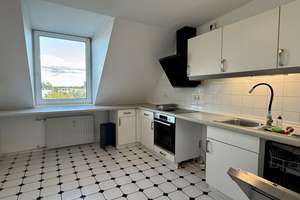bezugsfreies 2,5 Zimmer Dachgeschoß mit Terrasse – Karolinenstr. 1D, 13507 Tegel, Berlin – Vorschaubild 6