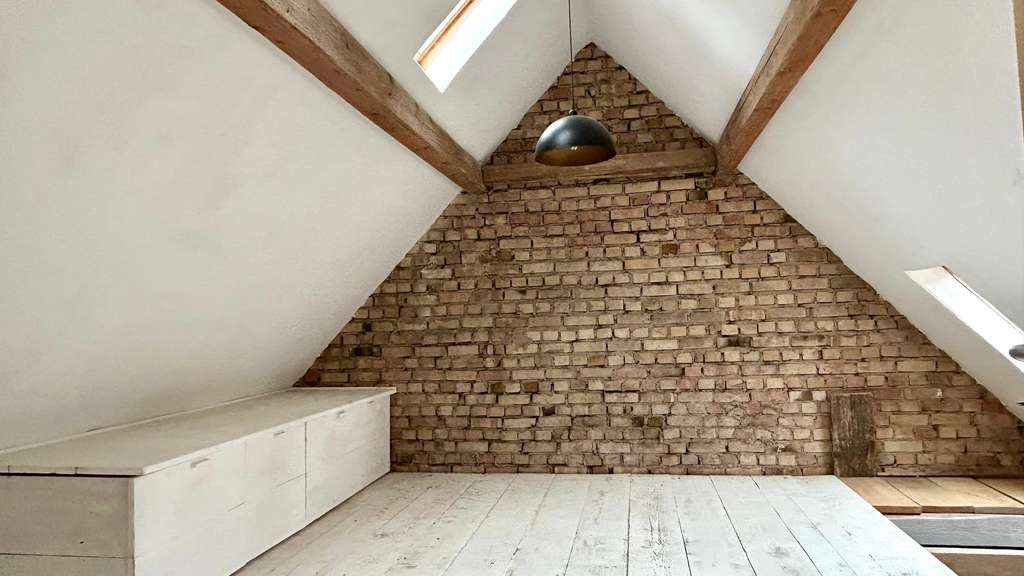 Immobilie in Leingarten - *** Leingarten: Heimeliges, solides Haus + Scheune mit viel Potential in Schluchtern *** - Bild 3