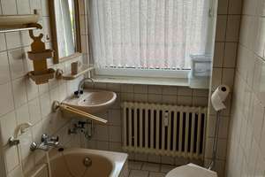 Gepflegte Etagenwohnung mit dreieinhalb Zimmern und Balkon in ruhiger, zentraler Grün-Lage Duisburg – Friedhofstrasse 26, 47139 Beeck, Duisburg – Vorschaubild 5