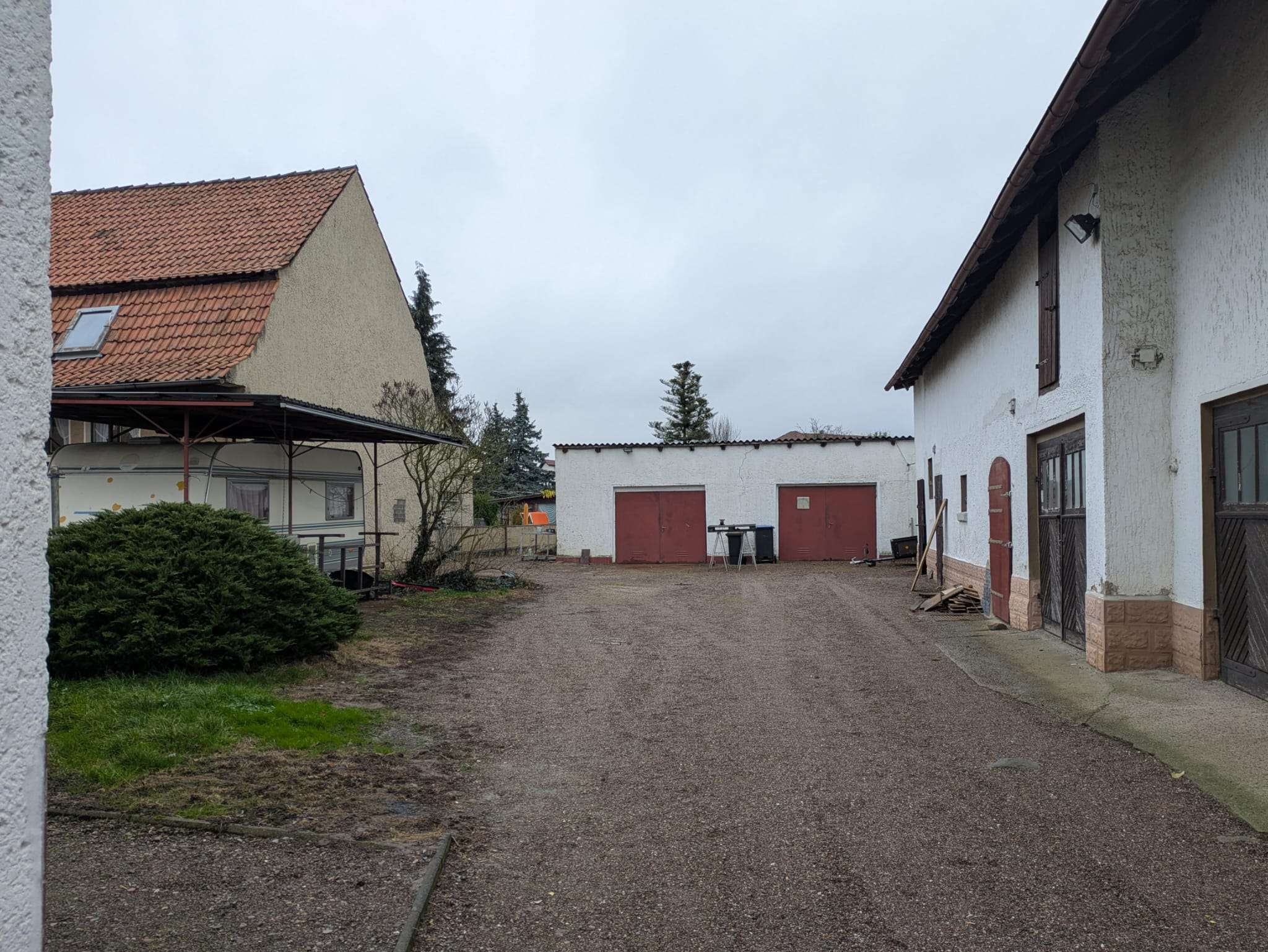 Platz für 2 Generationen - 2 Familienhaus mit Nebengelass und großem Garten, Schmalkalden Meiningen Kreis – Bild 3