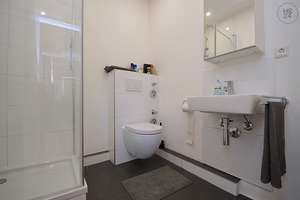 Modern möbliertes Apartment in Stuttgart Mitte – Die vollständige Adresse der Immobilie erhältst du vom Anbieter., 70190 Kernerviertel, Stuttgart – Vorschaubild 4
