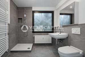 MODERNISIERTE SKYLINE-WOHNUNG MIT 88 QM SONNENTERRASSE UND BLICK AUF DEN RÖMERTURM +PROVISIONSFREI+ – Die vollständige Adresse der Immobilie erhältst du vom Anbieter., 50667 Altstadt/Nord, Köln – Vorschaubild 3