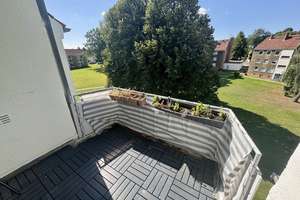 Viel Platz zum Wohlfühlen – 3 Zimmer mit Balkon in Gebhardshagen – Reichenberger Straße 40, 38229 Gebhardshagen, Salzgitter – Vorschaubild 2