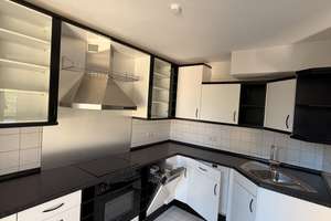 Traumhafte Maisonette Wohnung mit TG, EBK und 3 Balkonen – 40476 Derendorf, Düsseldorf – Vorschaubild 6