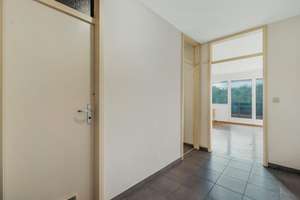 Attraktive 1,5-Zimmer Wohnung / leerstehend – 70378 Hofen, Stuttgart – Vorschaubild 3