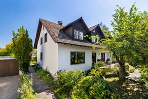 *KÄUFER-PROVISIONSFREI*: Großzügiges Zweifamilienhaus mit traumhaftem Garten in Bobingen