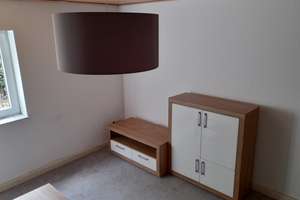 2 Zimmer Souterrainwohnung nur für Pendler*in/Student*in – Die vollständige Adresse der Immobilie erhältst du vom Anbieter., 33729 Heepen, Bielefeld – Vorschaubild 2
