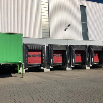 Hallen- und Büroflächen, an der A99 Kirchheim