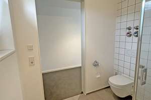7045 - Teilmöbliertes 1-Zimmer-Apartment mit Gemeinschaftsküche nähe Günther-K – Die vollständige Adresse der Immobilie erhältst du vom Anbieter., 76135 Weststadt, Karlsruhe – Vorschaubild 6