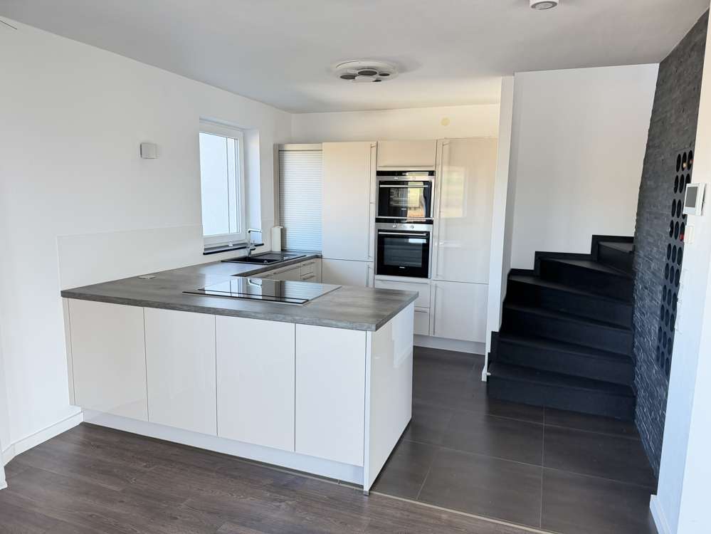 Immobilie in Mertesheim - Frische Luft, freier Blick, hoher Wohnkomfort = Lebensqualität! Modernes EFH m. ELW in Mertesheim! - Bild 14