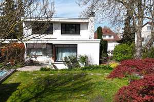 PF-Südstadt: Moderne Architektursprache trifft Top-Lage; Großzügiges Anwesen mit Außenpool – Keplerstraße 63, 75175 Südoststadt, Pforzheim – Vorschaubild 2