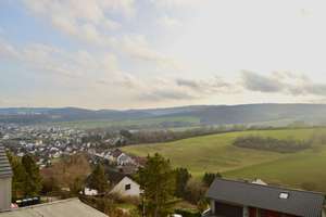 Wohnen mit Weitblick – vielseitiges Einfamilienhaus in Traumlage von Niederzissen – Die vollständige Adresse der Immobilie erhältst du vom Anbieter., 56651 Niederzissen – Vorschaubild 14