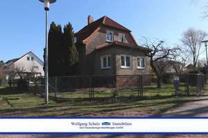 Bezugsfreies Einfamilienhaus mit viel Potenzial im ruhigen Mahlow-Waldblick! – Die vollständige Adresse der Immobilie erhältst du vom Anbieter., 15831 Blankenfelde-Mahlow – Vorschaubild 2