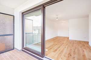 Hochwertig modernisiertes Zuhause mit Sonnenbalkon und Tiefgarage – Düsseldorf – Vorschaubild 8