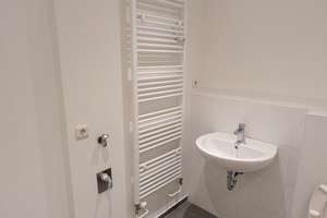 Geräumige 3 Zimmer Wohnung im Herzen von Steglitz! – Forststraße 2, 12163 Steglitz, Berlin – Vorschaubild 8