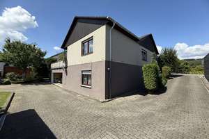 Einfamilienhaus mit Einliegerwohnung und traumhaftem Grundstück in bester Wohnlage von Neuenrade!!! – Die vollständige Adresse der Immobilie erhältst du vom Anbieter., 58809 Neuenrade – Vorschaubild 6