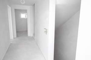 DHH 4,5 Zimmer mit Terrasse und Garage – Untere Kelterstr. 22/1, 71732 Tamm – Vorschaubild 8