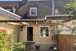 ***ZUHAUSE Haus mit vielen (An-Umbau) Möglichkeiten-zauberhafter kleiner Garten-solide Nachbarn*** – Die vollständige Adresse der Immobilie erhältst du vom Anbieter., 23569 Kücknitz, Lübeck – Vorschaubild 9
