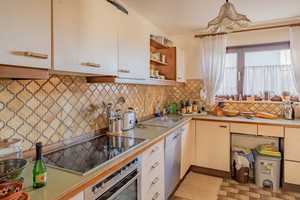 Einfamilienhaus, großer Garten, Terrasse & Garage, ruhige Wohnlage in Besigheim – Ludwigsburg (Kreis) – Vorschaubild 2