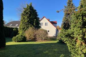 Großes Haus auf großem Grundstück in Kaulsdorf zu verkaufen – Die vollständige Adresse der Immobilie erhältst du vom Anbieter., 12621 Kaulsdorf, Berlin – Vorschaubild 2