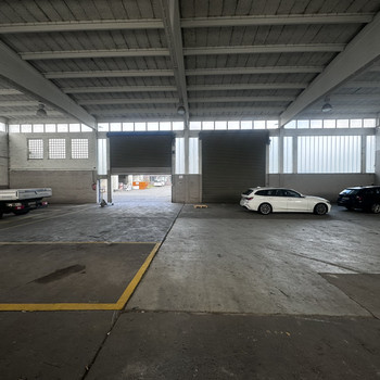 ALLEINAUFTRAG - Lagerhalle mit viel Freifläche | Essener Norden | ebenerdige Rolltore