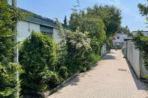 Bezaubernd schönes Bungalow Ein Familien-Haus, wartet im Grünen gebettet auf die nächste Generation. – Die vollständige Adresse der Immobilie erhältst du vom Anbieter., 88662 Überlingen – Vorschaubild 2