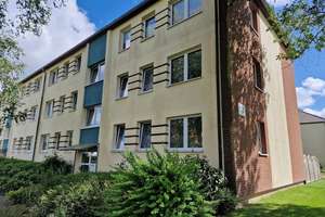 3-Zimmer-Wohnung mit Loggia, Niedrigenergiehaus, kein Aufzug, Einzug auch zum 16.02.2026 möglich – Hässleholm 8, 24340 Eckernförde – Vorschaubild 2