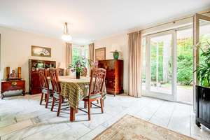 Eine sichere Entscheidung. Große Doppelhaushälfte im Wohnpark Falkenstein, Garten, Terrasse, Garage. – Die vollständige Adresse der Immobilie erhältst du vom Anbieter., 22559 Rissen, Hamburg – Vorschaubild 10