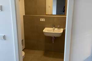 Dachgeschoss - Studenten-/Azubi- Apartment in Moosach – Dachauer Straße 435, 80335 München – Vorschaubild 16