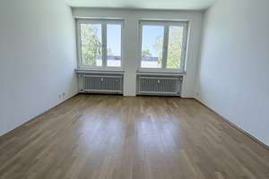 2 Zimmer - Wohnung mit Balkon in Düsseldorf- Unterbach zu vermieten. – Gerresheimer Landstraße 125, 40627 Unterbach, Düsseldorf – Vorschaubild 4