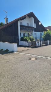 Kösching, ausbaufähiges Einfamilienhaus in ruhiger Lage