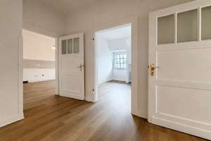 Renovierte Zwei-Zimmer-Wohnung im Dachgeschoss – Die vollständige Adresse der Immobilie erhältst du vom Anbieter., 42653 Gräfrath, Solingen – Vorschaubild 9