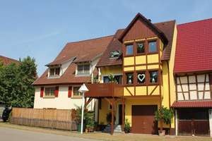 Reihenmittelhaus in Vöhringen mit viel Platz! – Die vollständige Adresse der Immobilie erhältst du vom Anbieter., 72189 Vöhringen – Vorschaubild 1