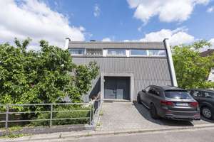 Schöne großzügige Wohnung in guter Lage