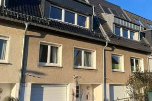 Familienfreundliches Reihenhaus: ruhige Lage ohne Durchgangsverkehr & freier Blick ins Grüne – Die vollständige Adresse der Immobilie erhältst du vom Anbieter., 45289 Burgaltendorf, Essen – Vorschaubild 2