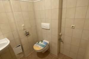 3-Zimmer-Wohnung mit Balkon, Laminat, Einbauküche und Wannenbad – Patriotischer Weg 132, 18057 Kröpeliner-Tor-Vorstadt, Rostock – Vorschaubild 15