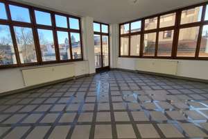 Zentrale 3,5-Raumwohnung mit neuem Bad, EBK und Balkon – Berliner Straße 24, 2826 Innenstadt, Görlitz – Vorschaubild 2
