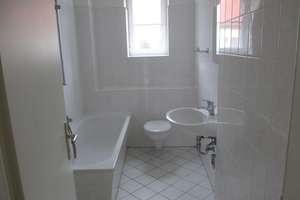 Alles was man braucht: ca 30 m2 Wohnzimmer+ ca 8,5 m2 großem Balkon! – Lutherstr. 19, 39112 Sudenburg, Magdeburg – Vorschaubild 6