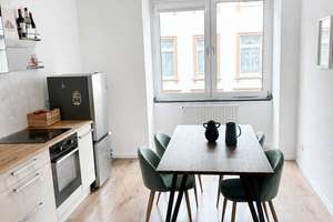 Stilvoll wohnen in Düsseldorf-Unterbilk – Traumwohnung in begehrter Lage – Die vollständige Adresse der Immobilie erhältst du vom Anbieter., 40219 Unterbilk, Düsseldorf – Vorschaubild 3